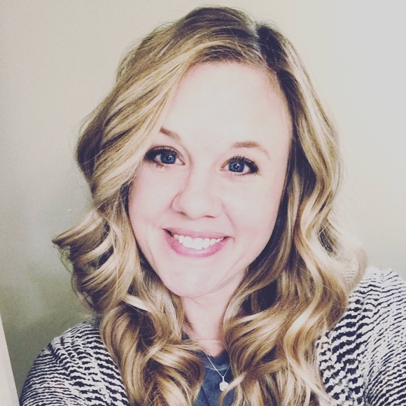 Meet your Posher, Sarah - Picture 1 of 1